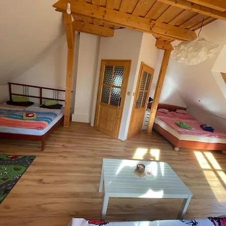 Alpstuga Roubenka V Posazavi *