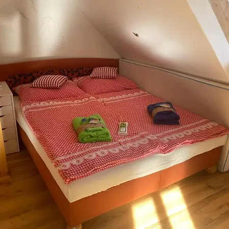 Chalet Roubenka V Posázaví Zbizuby